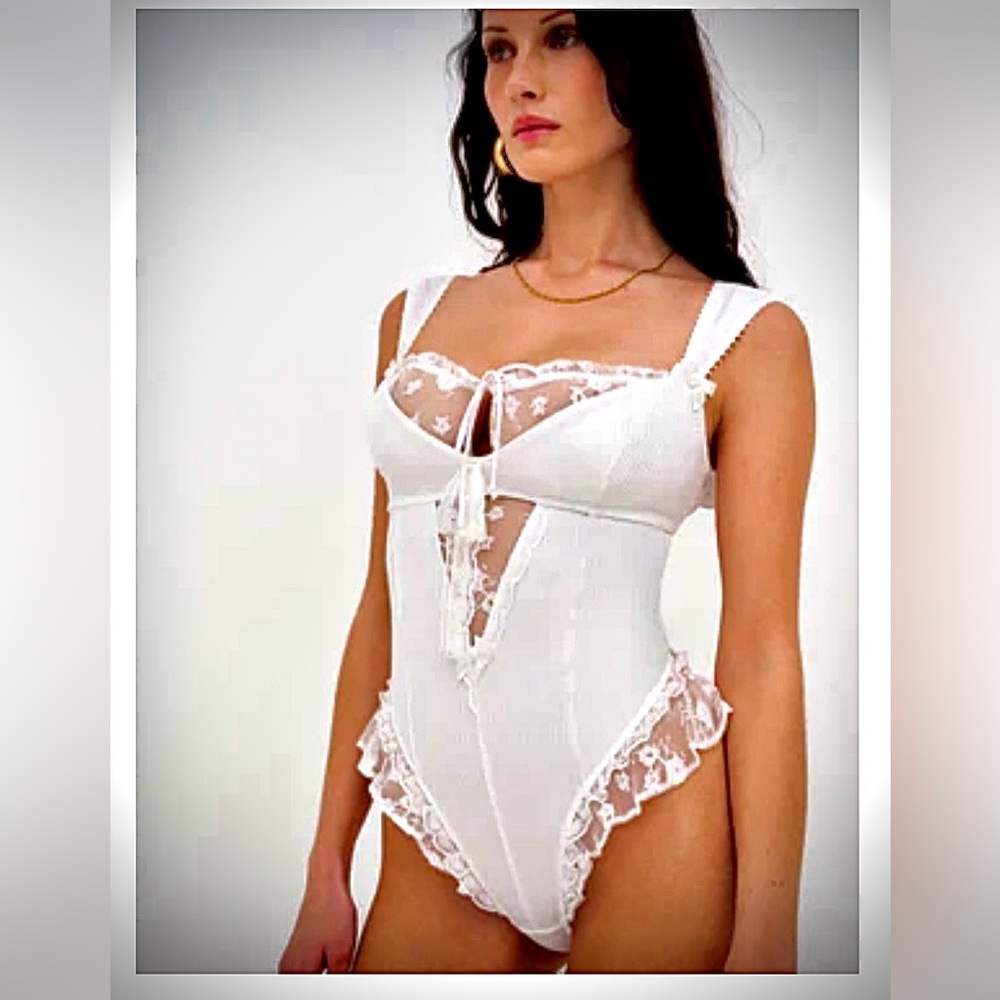 NWT For Love and Lemons Dahlia White Teddy Bodysuit Size XS